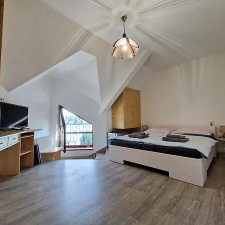 Penzion Hana 3* Jindřichŭv Hradec